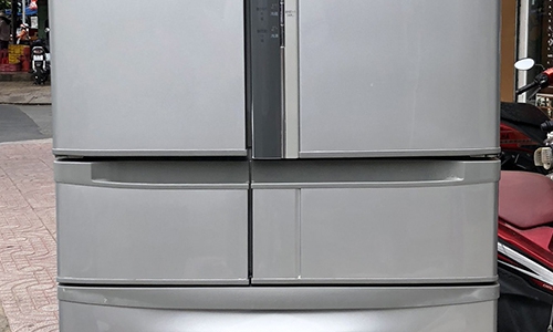 Tủ lạnh nội địa HItACHI R-SF52AM 520l,hút chân không đời 2010