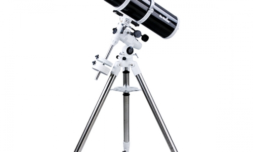 KTV phản xạ Sky-Watcher 150f750 (F5) Parabol kèm chân EQ3-D ống thép