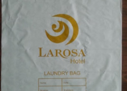 Túi giặt là nilon khách sạn in logo