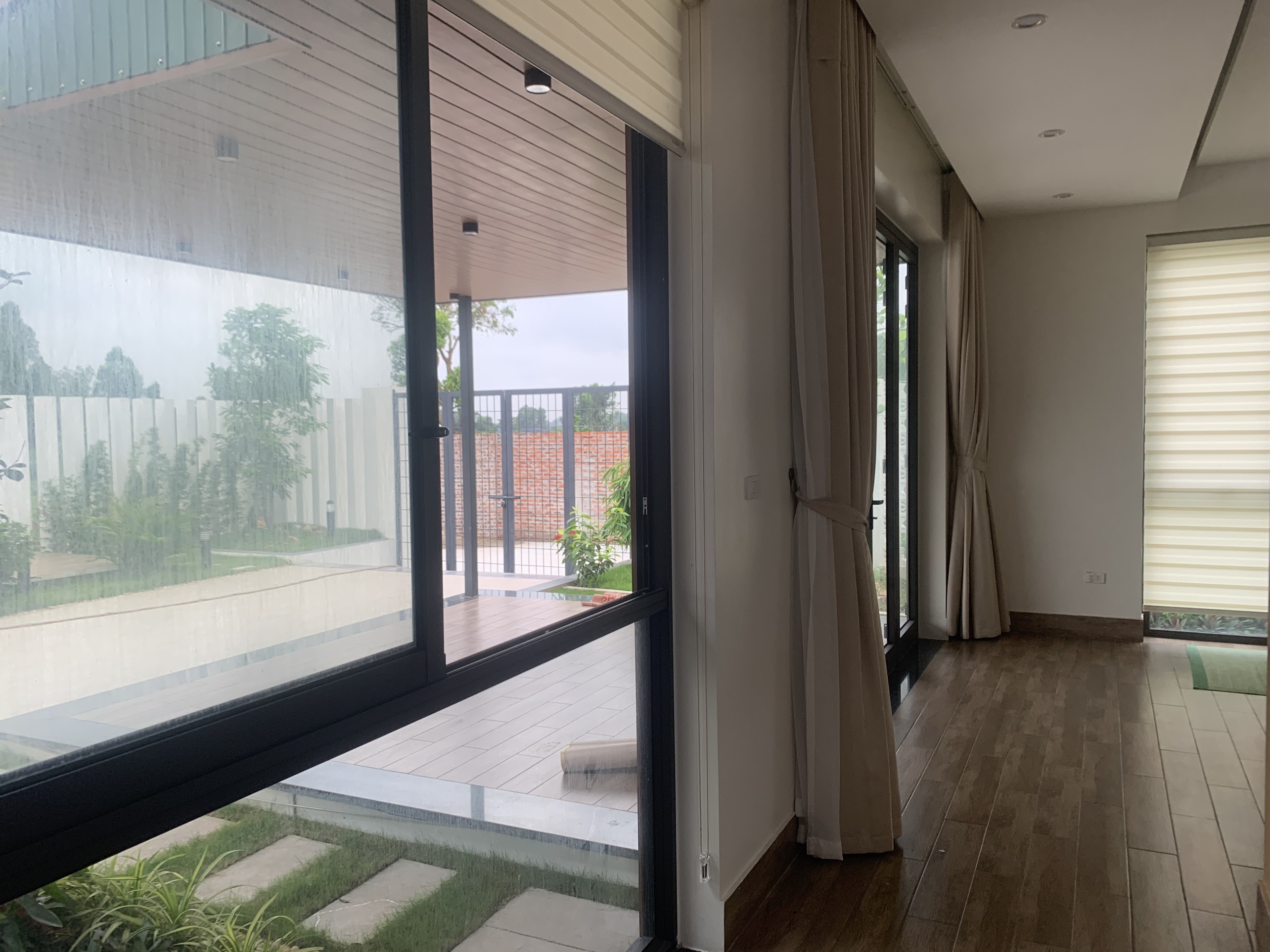 Bán vila với diện tích 600m² gần sân golf minh trí