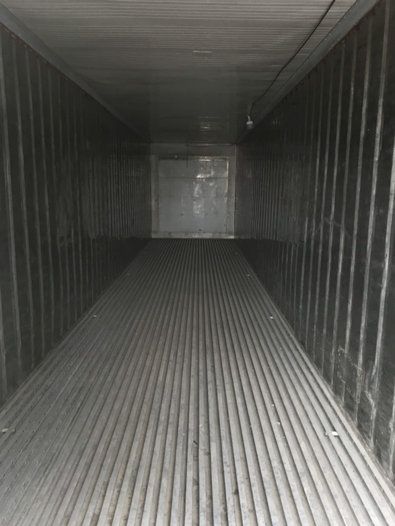 Container lạnh 40RF chứa hàng