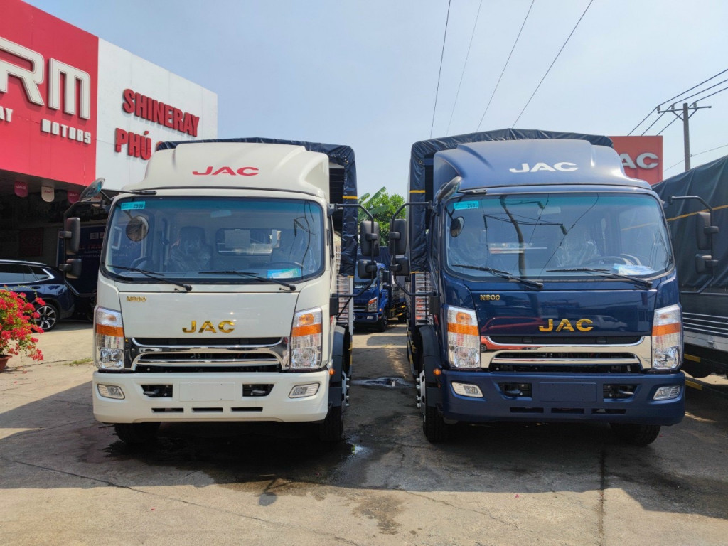 Xe tải JAC 8.35 tấn thùng dài 7m6 phiên bản 2022