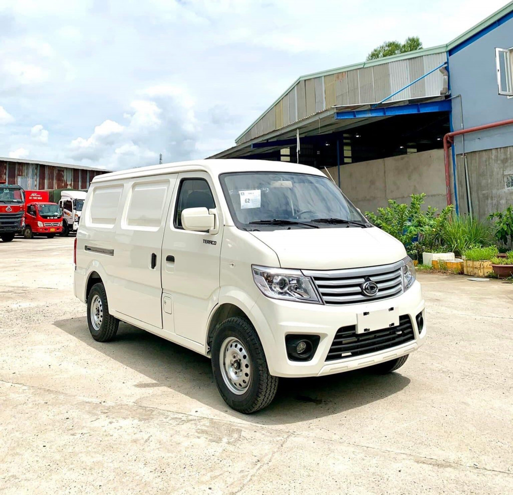 Xe tải Van TERA-V động cơ MITSUBISHI 1.5L chạy hàng 24/24 giờ.
