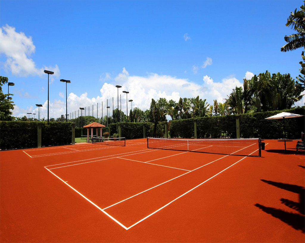 Đơn vị chuyên nhận thi công sơn cho sân tennis, sân cầu lông uy tín giá rẻ tại quận 1 TPHCM