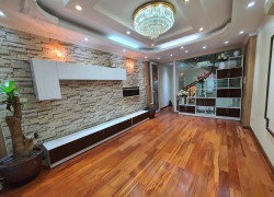 Bán nhà Minh Khai 70m 5 tầng giá 6 tỷ 98 ô tô cách 10m