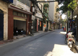 Bán đất Chùa Láng 200m mt 20m sổ đỏ chính chủ