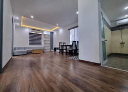 Bán nhà Nguyễn Ngọc Vũ 120 7 tầng thang máy