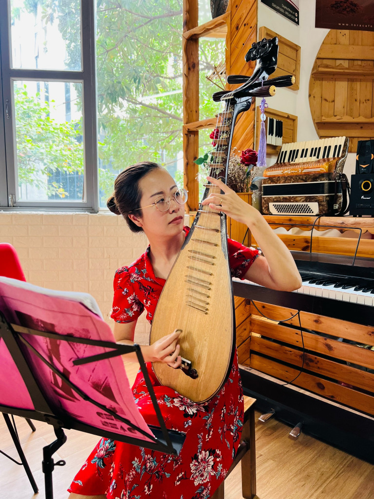 Học đàn Nguyệt tốt nhất tại Hà Nội – Cung Cấp Nhạc Cụ – Gia sư (tại nhà)