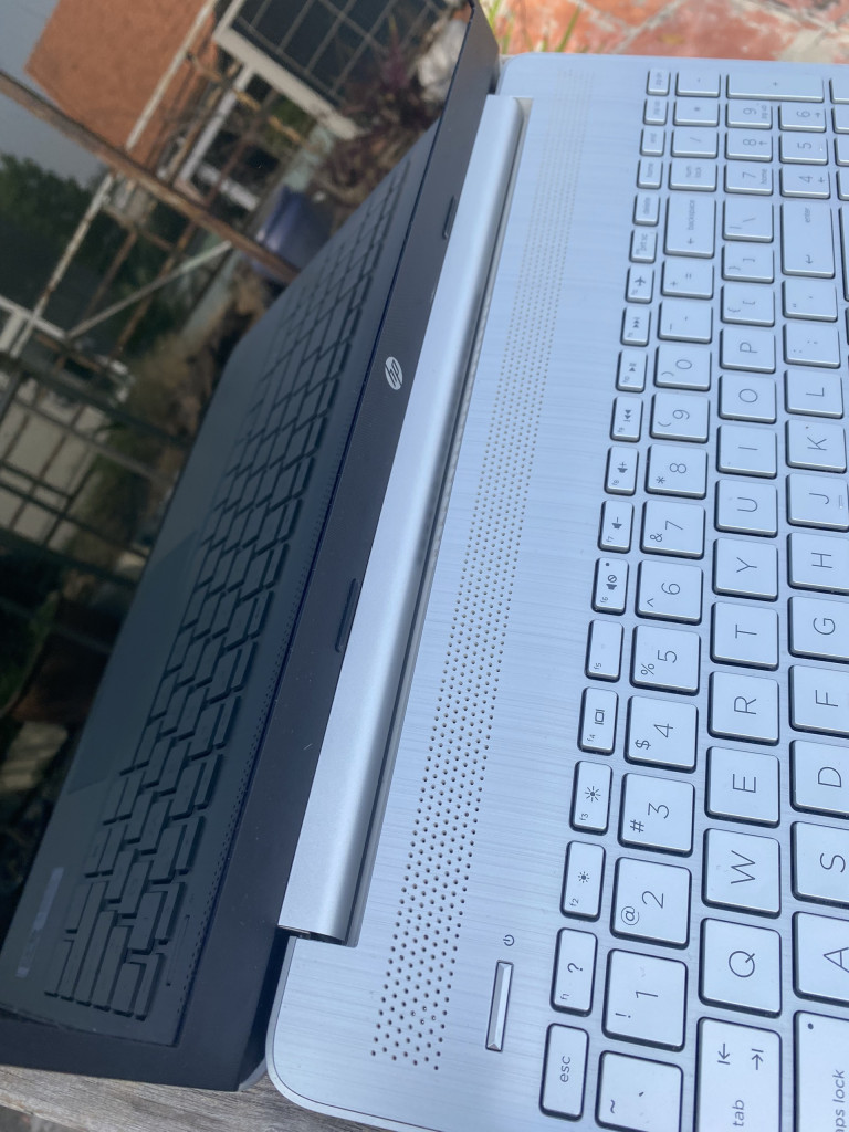 Laptop HP 15S-FQ2661TU Ram 8GB SSD256 (15.6 inch)