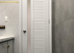 Cửa nhựa giá rẻ toilet tại Ninh Thuận