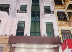 Nhà phố Bồ Đề, 6 tầng, Thang máy, Gara Ôtô, gần hồ, thông phố Hồng Tiến
