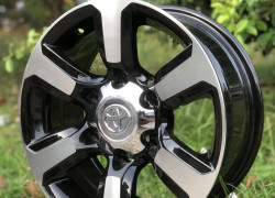 Mâm Toyota Hiace 15 inch tại Quận Tân Phú