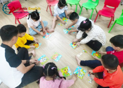 Tuyển học viên tiếng Anh 12/4