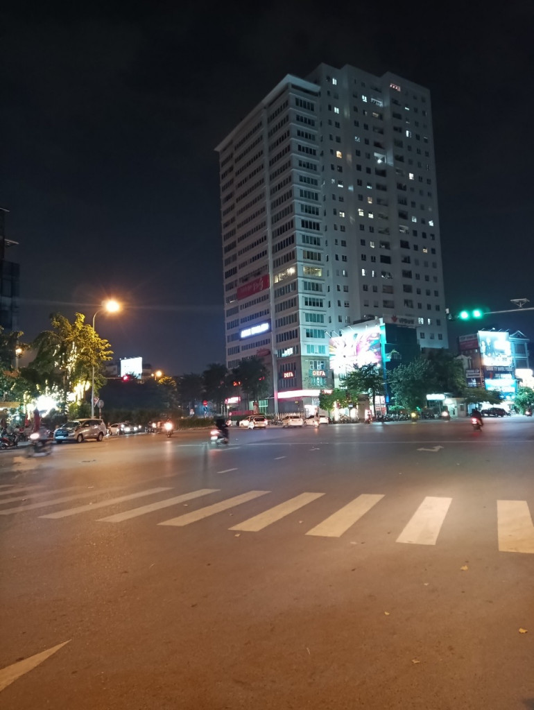 Bán nhà mặt phố Hồ Tùng Mậu,vỉa hè, mặt tiền 8m, đường  8 làn xe ô tô đua 121 nhỉnh 20 tỷ