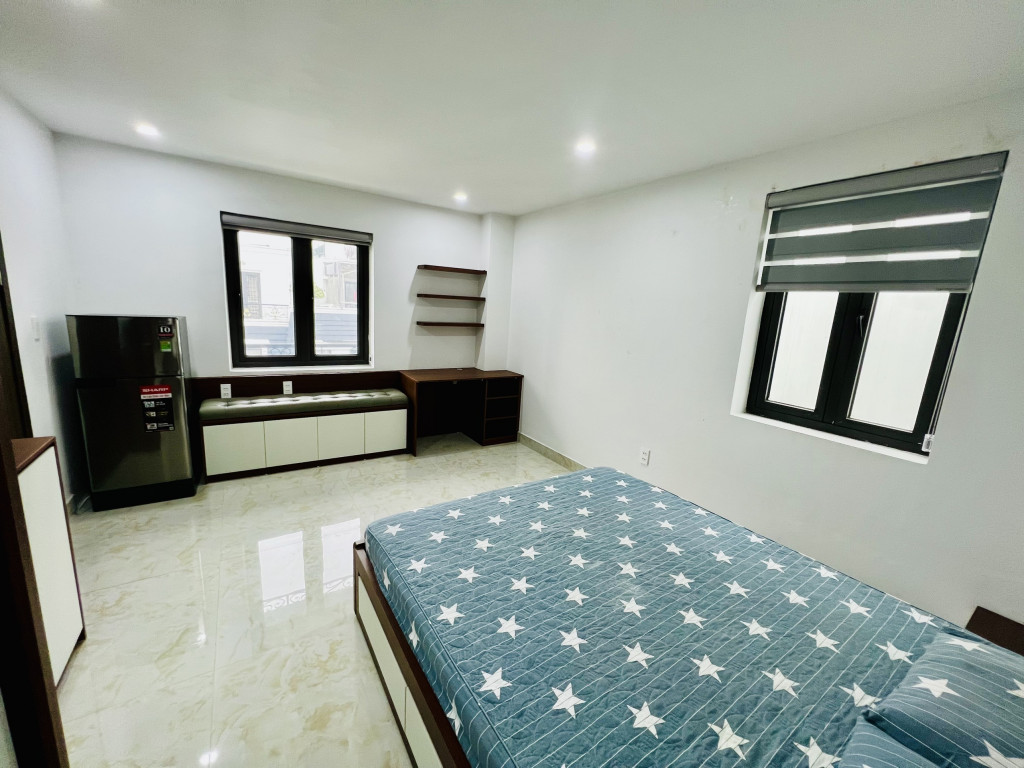 Cho thuê căn hộ 1 phòng ngủ tại trung tâm thành phố chỉ 5tr/tháng, đầy đủ dịch vụ, LH tư vấn 0354.111.039.