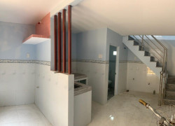 CẦN TRẢ NỢ TÔI CHÍNH CHỦ CẦN BÁN GẤP LỖ 100 TRIỆU CĂN NHAD 1 TRỆT 2 LẦU 3 PHÒNG NGỦ