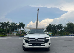 Bán Toyota Land Cruiser 3.5 Turbo, sản xuất 2023, mới 100% giao ngay.