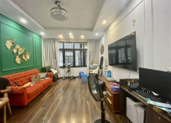 Bán nhà Đê La Thành, Đống Đa, 36m2, 5 tầng, gara ô tô chỉ hơn 7 tỷ