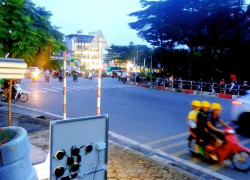Bán nhà mặt Phố Võ Chí Công 79m², 5 tầng, MT 13m, giá 38 tỷ Cầu Giấy. Mua liên hệ: O94lO7l689