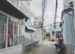 Bán nhà căn góc 2 mặt tiền hẻm xe hơi thoáng mát Quận 7, vừa ở vừa cho thuê