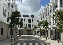 Mơ bán 22 căn Nhà phố Thương Mại Phước Điền Midtown. LH 0909688326