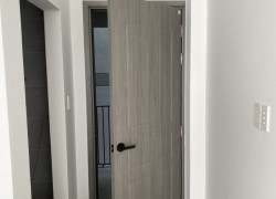 Dòng cửa nhựa composite