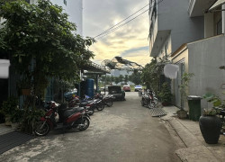 Chính chủ Bán nhà  Huỳnh Tấn Phát Quận 7, 80 m2  hẻm xe hơi, 5 tầng chỉ 4 tỷ
