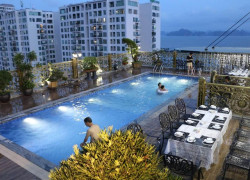 Bán Khách sạn 12 tầng 43p 221m2 View Vịnh Hạ Long, trung tâm du lịch cách Bãi tắm chỉ 300m