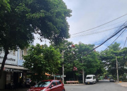 Bán nhà mặt tiền Kênh Tân Hóa-ngang 5m-sổ nở hậu-gần Đầm Sen-kinh doanh sầm uất-giá rẻ