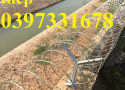 Hàng rào thép gai, Hàng rào quân đội, Hàng rào thép gai dao