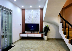 Chị chủ gửi bán nhà mới phố Minh Khai, quận Hai Bà Trưng, 5 tầng 30m2 giá nhỉnh 6 tỷ