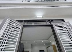 Bán căn 35m2x3T, Oto đỗ cửa, gần chợ Phượng, trường