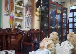 Bán Biệt Thự 3 Tầng rộng hơn 208m2 Đất, Nở Hậu Tài Lộc