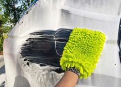 Găng tay rửa xe thấm hút chống trầy - Chemical Guys chenille microfiber wash mitt