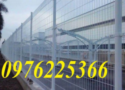 Hàng rào lưới chấn sóng mạ kẽm sơn tĩnh điện