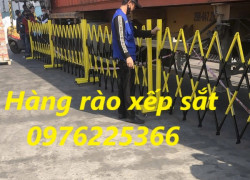 Hàng rào xếp kéo tay di động