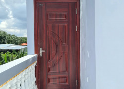 Cửa thép vân gỗ tại Gia Lai – Lắp đặt tận nơi
