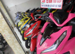 Cửa hàng xe máy tuyển NV bán hàng làm tại Thuận An Bình Dương