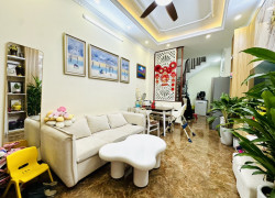 Bán nhà đẹp gần Aeon Mall Long Biên, gần ô tô, nội thất xịn, sổ đẹp , tặng full nội thất