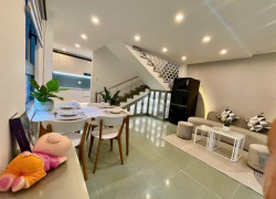 ĐÀ NẴNG.NHÀ SIÊU PHẨM 3 TẦNG. LÔ GÓC 2 MẶT THOÁNG.KIỆT CÙ CHÍNH LAN.