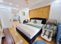 Bán 66m - 7 Tâng - 6m.Mặt Tiền. ( Phố Lạc Long Quân ) Tây Hồ