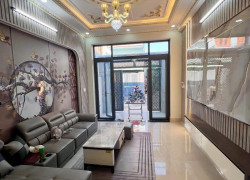 Nhỉnh 5 tỷ có ngay nhà đẹp 3 tầng, hẻm xe tải kề bên VInhomes Grandpark Q9