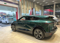 VinFast VF7 PLUS