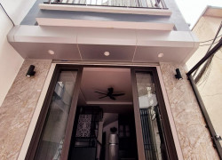 🏠  Nhà Nguyễn Khoái –40m* 5 Tầng Mới Kính Kong – Full Nội Thất – Ô Tô Đỗ Cách 3m --6.2 Tỷ