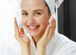 Cách chăm sóc da trước khi trang điểm để có lớp make up đẹp: Kinh nghiệm từ Uyên Makeup