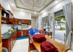 NHÀ LÔ GÓC PHẠM VĂN CHIÊU THÔNG THOÁNG, YÊN TĨNH, SẠCH SẼ 8.6VND