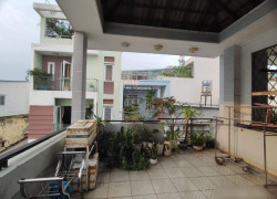 💥💥Cần bán nhà đẹp 3 tầng tại trung tâm Quận 4, khu dân cư hiện hữu, không lo quy hoạch.