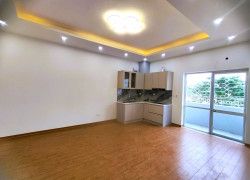 Bán căn hộ 2PN 86m2 – Nhà mới đẹp - Đối diện công viên Hòa Bình