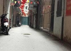 Nhà Hoàng Văn Thái- hơn 9 tỷ- 30m2- Ô TÔ QUA CỬA