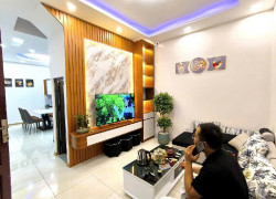 Nhà HOÀNG VĂN THÁI- 8,6 tỷ- đất lành chim đậu -xách vali vào ở luôn.